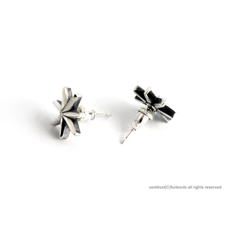 [cool dust] seven pointed star pierce